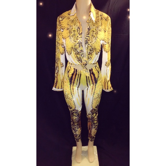 two piece set - Picture 3 of 5